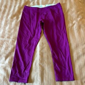 Ivivva girls Size 12 capri length leggings